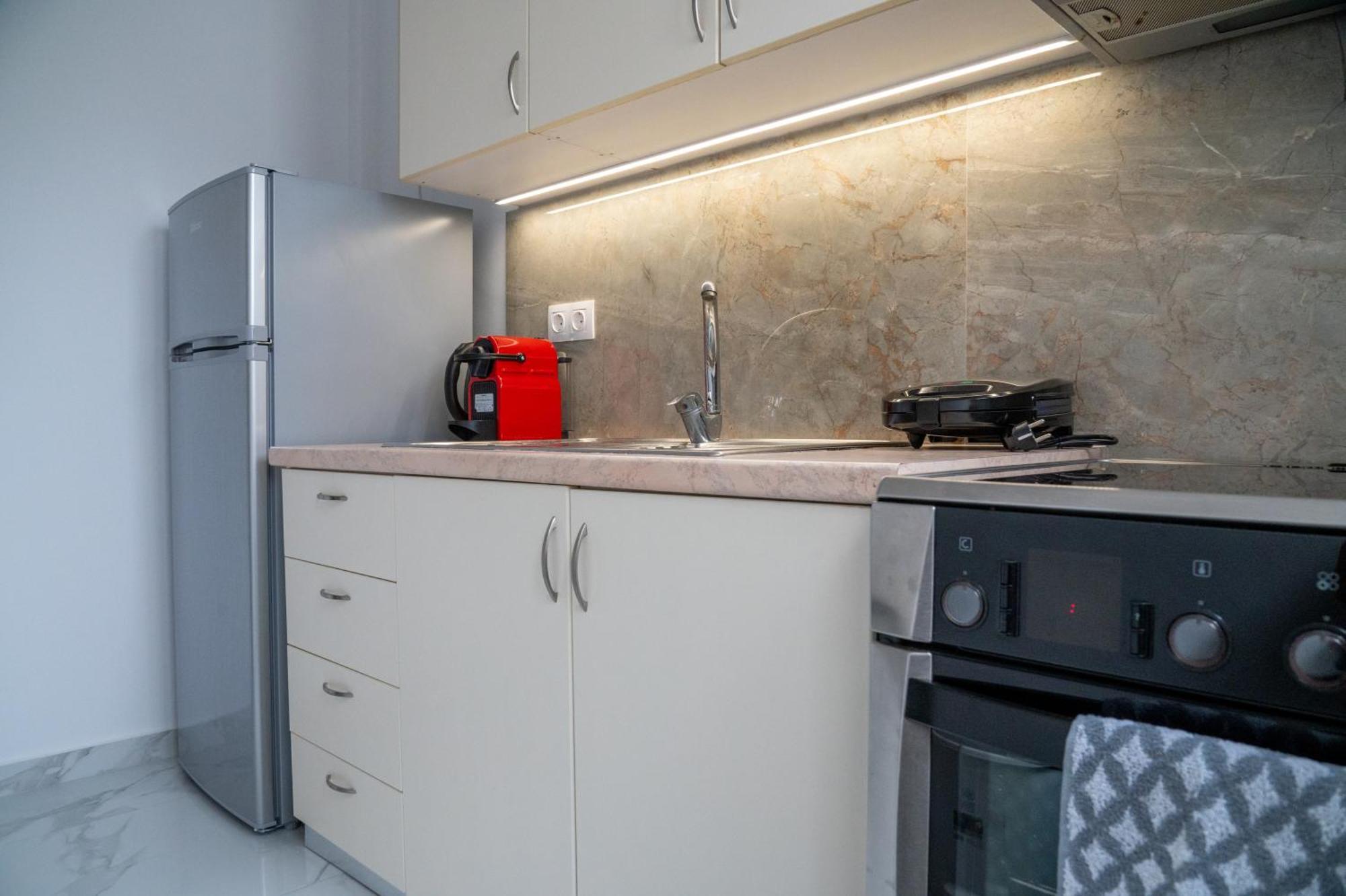 Central Apartment Near To Acropolis Area Athen Eksteriør billede
